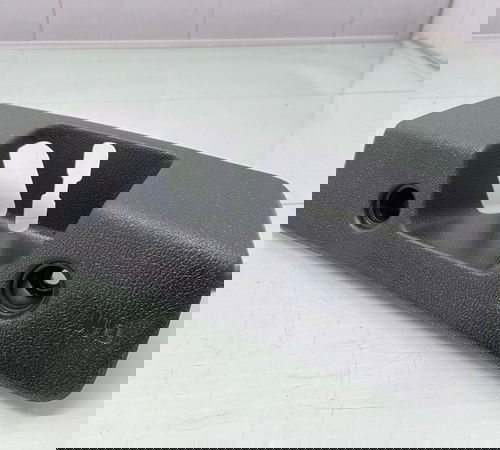 Moldura Acabamento Porta Malas Renault Sandero 2015/2020