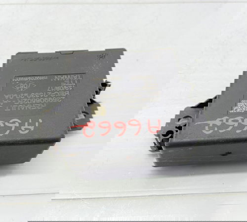 Modulo Sensor Estacionamento Renault San...