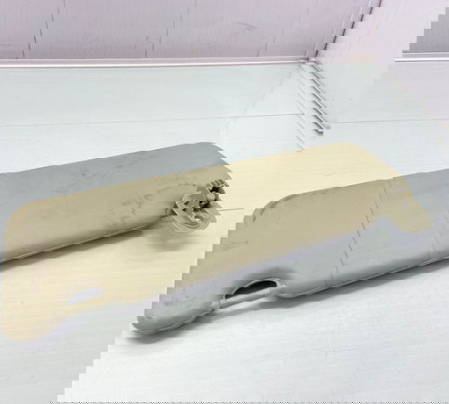 Quebra Sol Esquerdo Renault Sandero 2015/2020