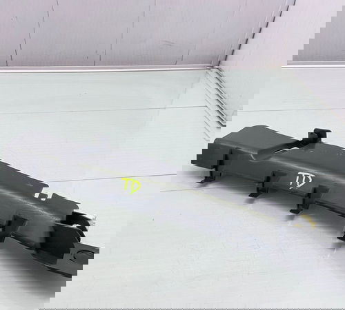 Moldura Direita Forro Porta Malas Renault Sandero 15/20