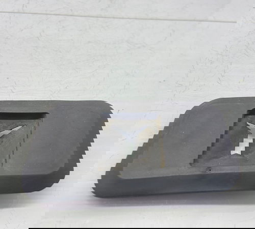 Acabamento Limitador  Porta Traseira Esq Renault Kwid 17/21