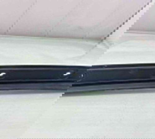 Moldura Esquerda Caçamba Volkswagen Sav...