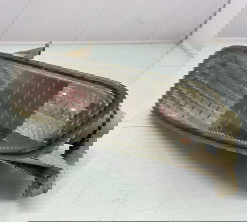 Pisca Esquerdo Fiat Punto 2013/2017