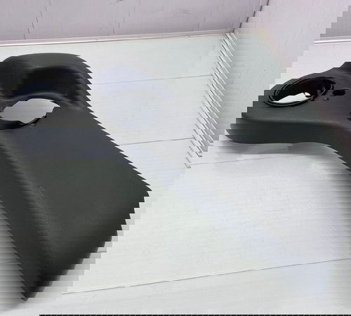 Moldura Banco Dianteiro Esquerdo  Nissan March 2011/2015