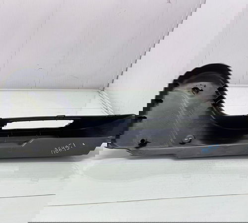 Moldura Banco Traseiro Esquerdo Mitsubishi Outlander 12/15