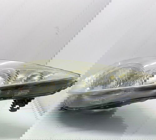 Farol Direito Peugeot 207