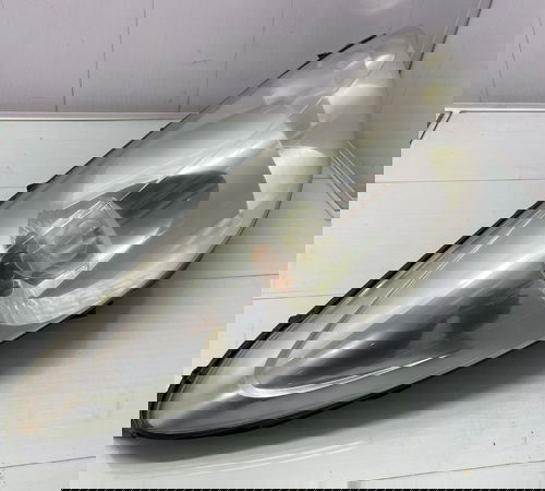 Farol Direito Peugeot 207