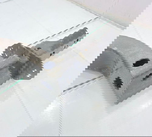 Alma Para-choque Traseiro Toyota Hilux 2020/2023