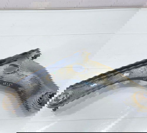 Bandeja Dianteira Direito Jac J2