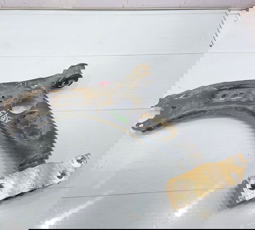 Bandeja Dianteira Esquerda Volkswagen Tiguan 2011/2018