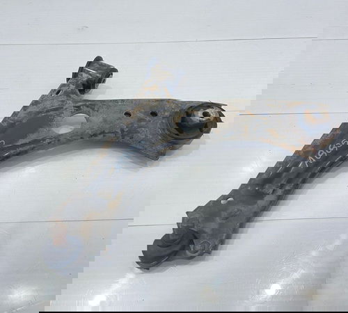 Bandeja Dianteira Esquerda Fiat Punto Linea 2008/2018