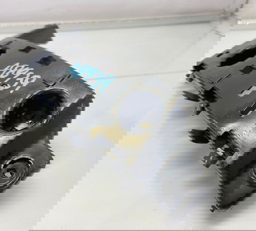 Guia Para-choque Traseira Esquerda Renault Kwid 2017/2021