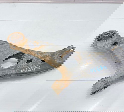 Bandeja Dianteira Esquerda Kia Sorento 2013/2016