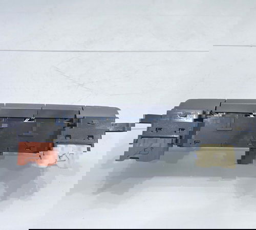 Comando Botôes Painel Central Renault Kwid 2017/2021