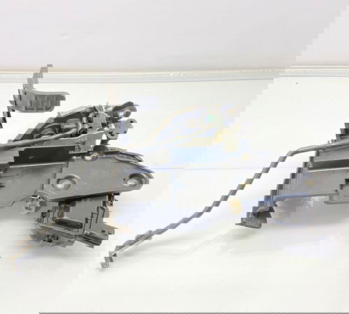 Fechadura Porta Dianteira Esquerda Renault Kwid 2017/2021