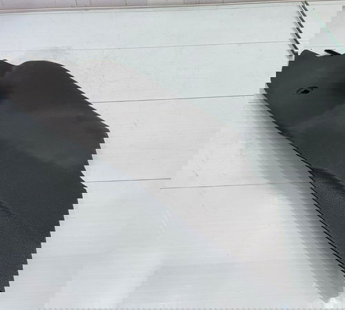 Acabamento Esquerdo Console Central Ford New Fiesta 14/18