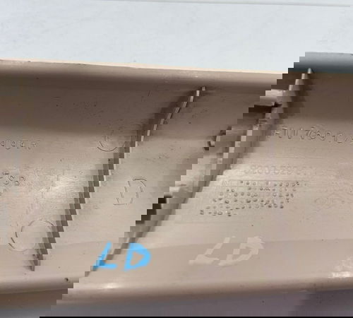 Moldura Coluna Para-brisa Direito Renault Sandero 08/14