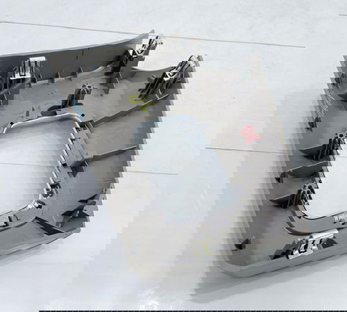 Moldura Difusor De Ar Lado Esquerdo Chevrolet Onix 2013/2019
