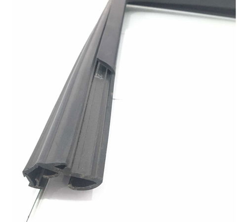 Borracha Canaleta Dianteira Esquerda Kia Cerato 20/21