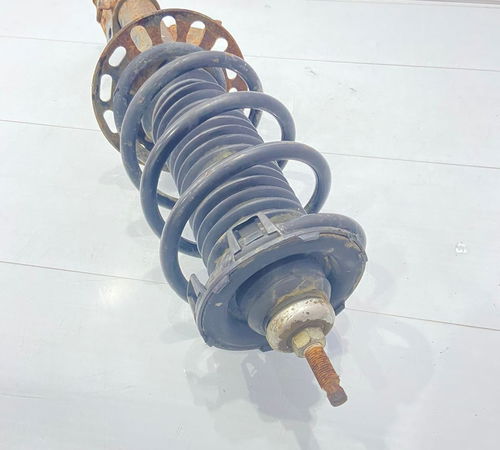 Torre Amortecedor Dianteiro Direito Honda Fit 2003/2008