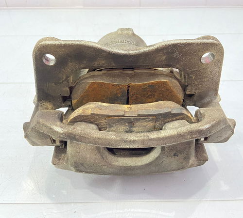Pinça De Freio Dianteiro Direito Toyota Corolla 2015/2018
