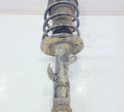 Torre Amortecedor Dianteiro Direito Corolla 2015/2018