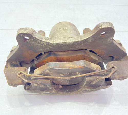 Pinça De Freio Dianteira Direito Uno/fiorino 2005/2012
