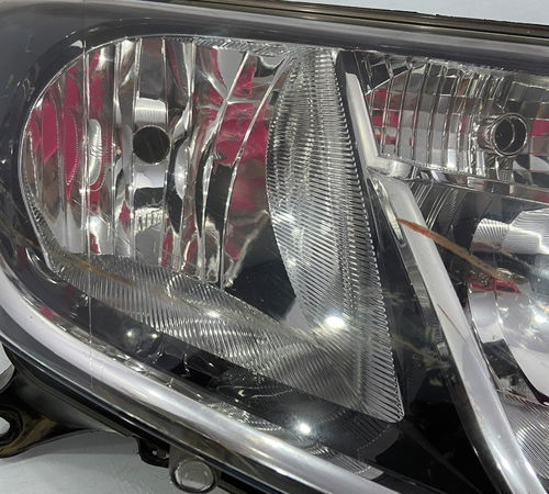 Farol Direito Renault Sandero/logan 2015/2020 C/det