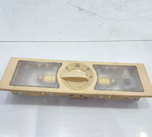 Luz De Teto Cortesia Traseiro Volkswagen Tiguan 2012/2016