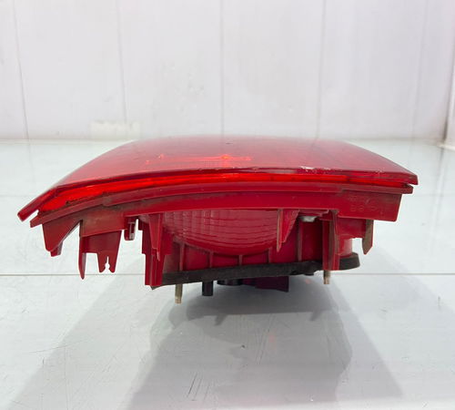 Lanterna Tampa Traseira Esquerda Volkswagen Tiguan 2012/2016