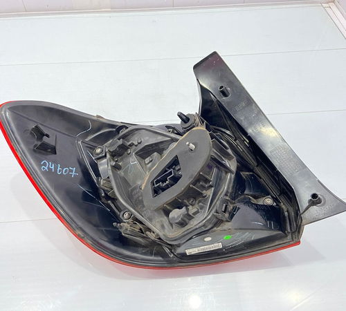 Lanterna Direita Renault Sandero 2015/2020