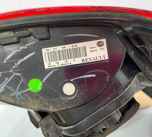 Lanterna Direita Renault Sandero 2015/2020