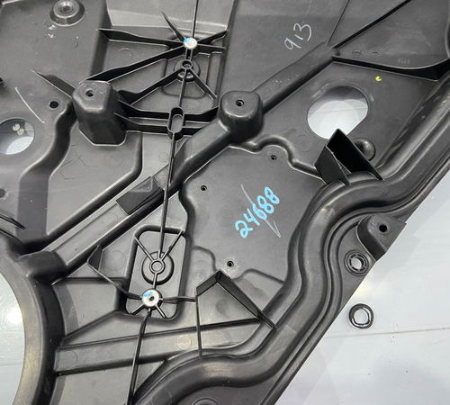 Suporte Máquina De Vidro Traseira Direita Ford Ka 2018/2021