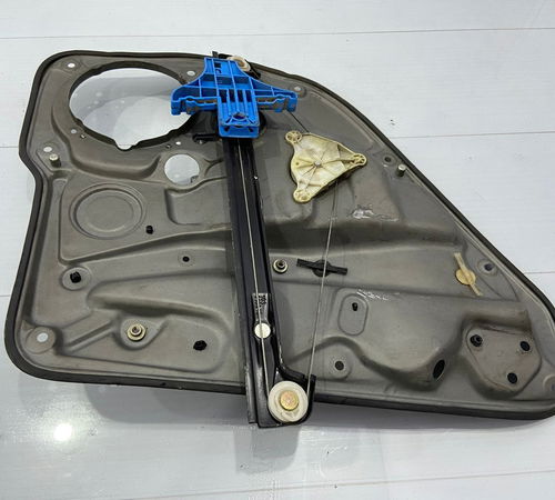Máquina De Vidro Porta Traseira Direita Vw Golf 2008/2014