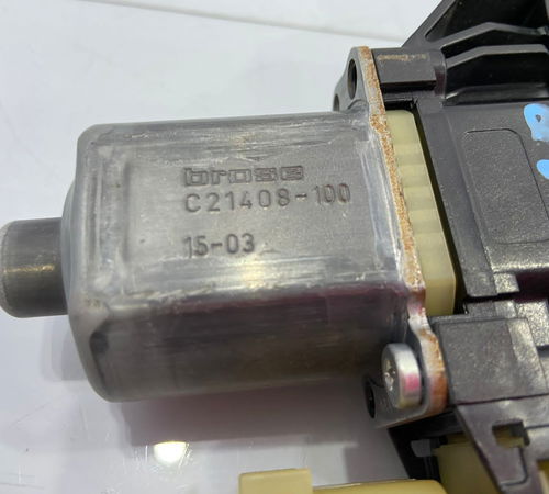 Módulo Motor Máquina De Vidro Diant Dir Golf 2008/2014