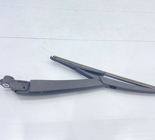 Braço Limpador Vidro Traseiro Renault Sandero 15/21