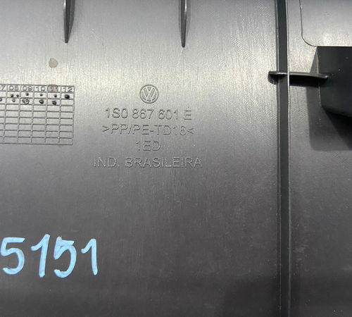 Forro Porta-malas Volkswagen Up 2014/2020