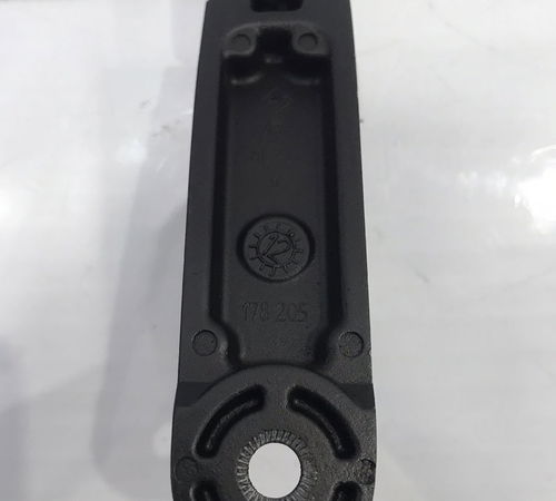 Braço Direito Limpador Para-brisa Dianteiro Tiguan 12/16