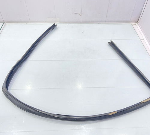 Borracha Canaleta Porta Dianteira Direita Gm Celta 2002/2014