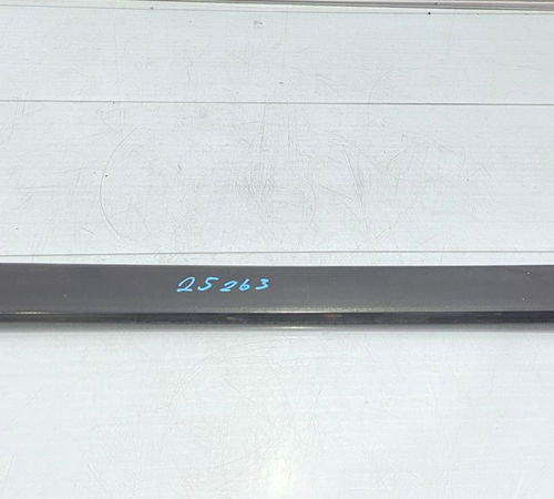 Friso Carro Porta Traseira Direita Chevrolet Celta 2002/14