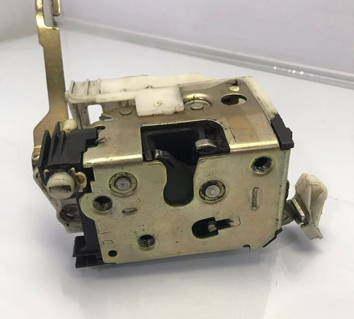 Fechadura Porta Traseira Direita Chevrolet Celta 2002/2014