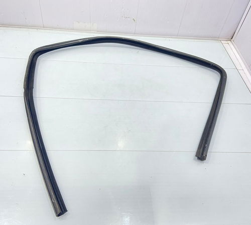 Borracha Canaleta Porta Dianteira Esquerda Celta 2002/2014