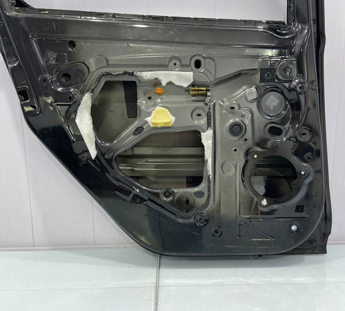 Porta Traseira Esquerda Renault Sandero 2015/2020