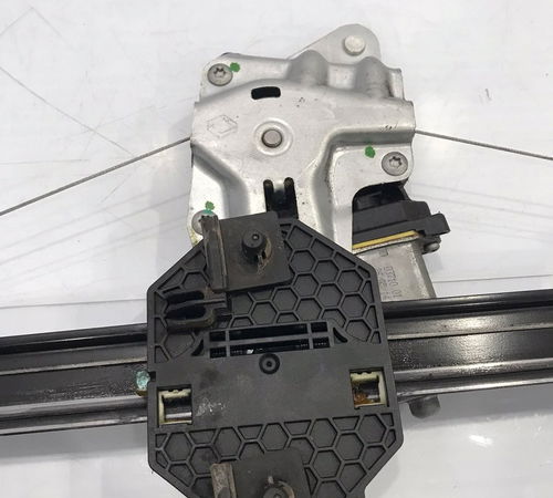 Máquina De Vidro Porta Dianteira Esq Sandero/logan 15/20