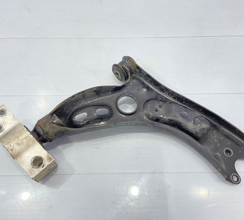 Bandeja Dianteira Esquerda Volkswagen Tiguan 2012/2016