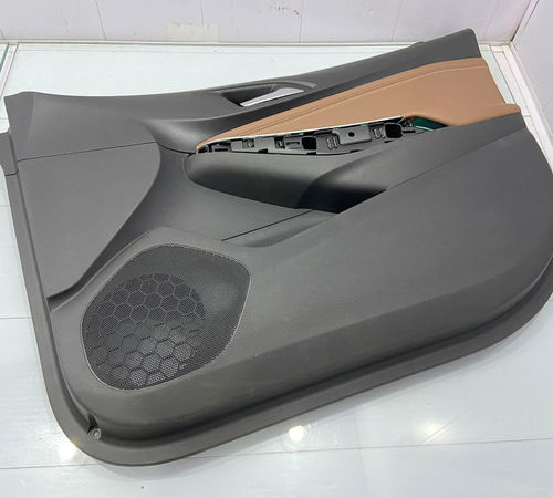 Forro De Porta Dianteira Direita Chevrolet Cruze 2018/2023