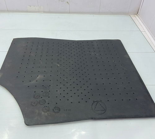 Tapete Original Dianteiro Direito Citroen Aircross 15/21