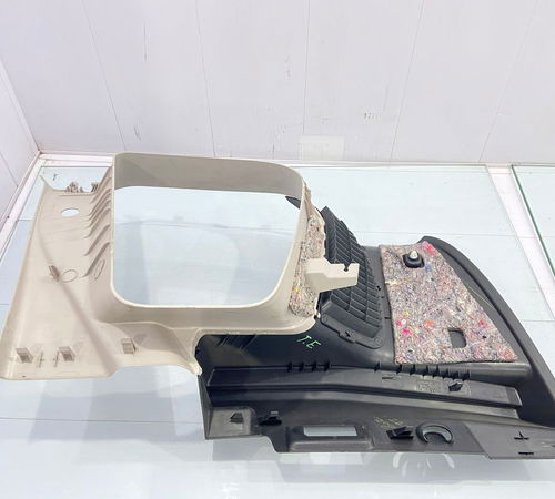 Acabamento Coluna Traseira Direita Citroen Aircross 15/24