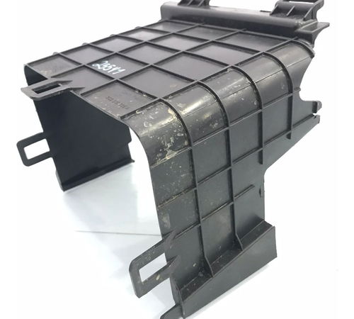 Moldura Lateral Suporte Bateria Volkswagen Tiguan 12/16