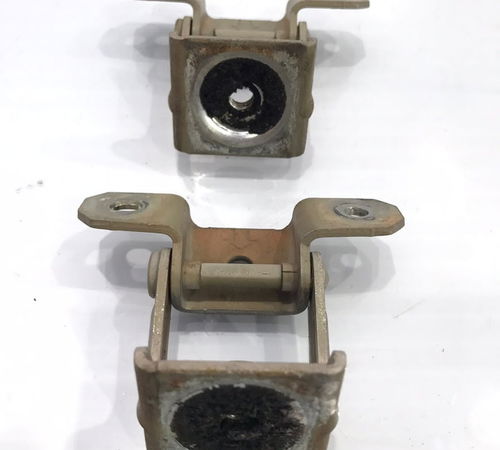 Par Dobradiça Porta-malas Fiat Idea 2006/2010
